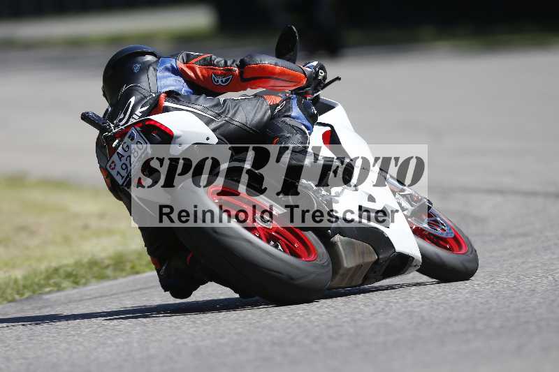 /Archiv-2025/42 07.08.2025 Peter Studer Girls Day ADR/Gruppe orange/backside